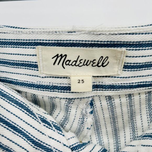 Madewell Emmett Wide-Leg Crop Pants in Stripe: Button-Front Edition, Size 25 - Picture 10 of 11